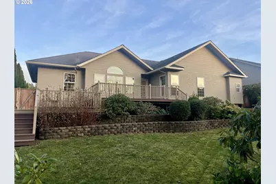 2180 Hayes St, North Bend, OR 97459 - Photo 2