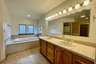 2180 Hayes St, North Bend, OR 97459 - Photo 28