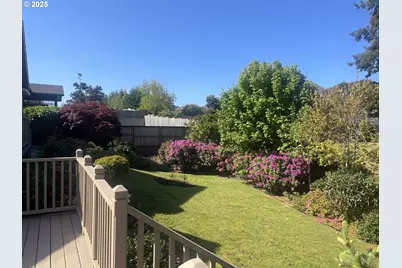 2180 Hayes St, North Bend, OR 97459 - Photo 40