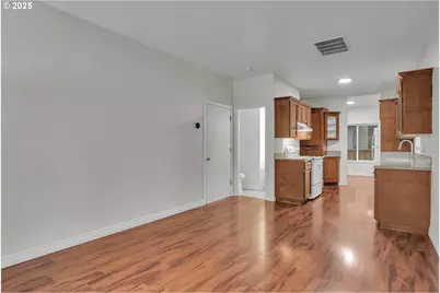 22680 SW Mandan Dr, Tualatin, OR 97062 - Photo 18