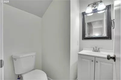 22680 SW Mandan Dr, Tualatin, OR 97062 - Photo 20