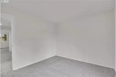 22680 SW Mandan Dr, Tualatin, OR 97062 - Photo 30