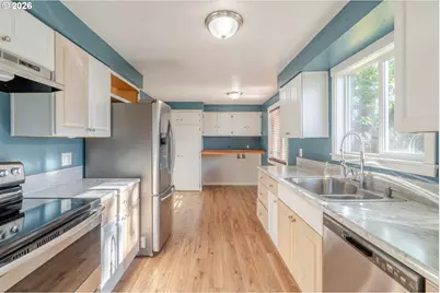 728 Shores St, Salem, OR 97301 - Photo 10
