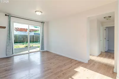 728 Shores St, Salem, OR 97301 - Photo 14