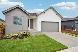 717 Magnolia Ave, Woodburn, OR 97071 - Photo 1