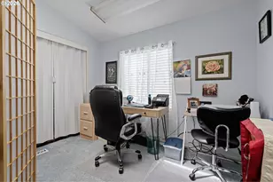 4055 Royal Ave, Eugene, OR 97402 - Photo 16