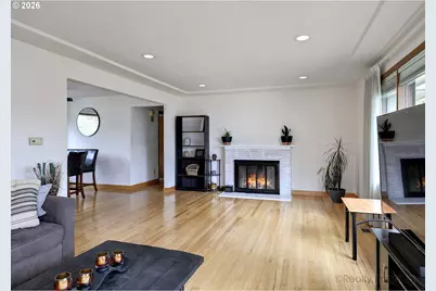 415 NE 116th Pl, Portland, OR 97220 - Photo 6