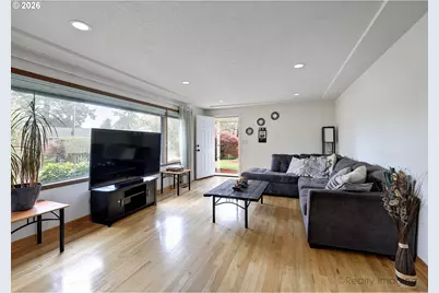 415 NE 116th Pl, Portland, OR 97220 - Photo 4