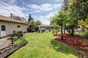 415 NE 116th Pl, Portland, OR 97220 - Photo 22