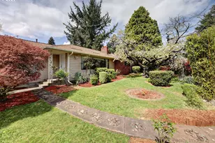 415 NE 116th Pl, Portland, OR 97220 - Photo 2