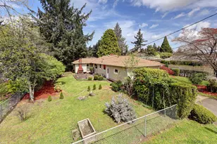 415 NE 116th Pl, Portland, OR 97220 - Photo 24
