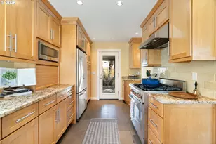 201 SE 50th Ave, Portland, OR 97215 - Photo 22