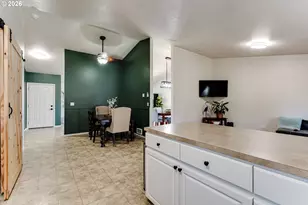 549 Gilfry Ave, Creswell, OR 97426 - Photo 18