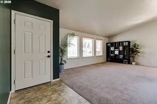 549 Gilfry Ave, Creswell, OR 97426 - Photo 8