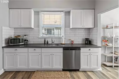 3618 N Albina Ave, Portland, OR 97227 - Photo 12