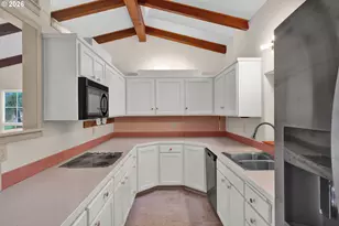 26 Ocean Dunes Dr, Florence, OR 97439 - Photo 18