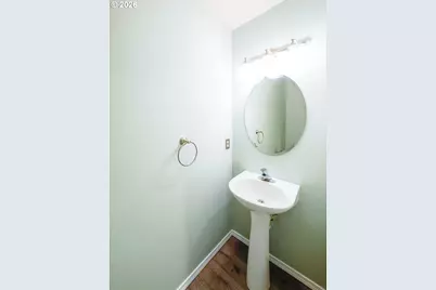 692 Burgundy Ave NE, Keizer, OR 97303 - Photo 32