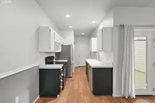 8165 NE Wilkins St, Hillsboro, OR 97006 - Photo 8