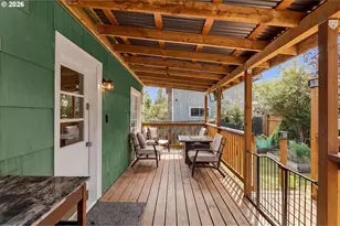 269 S 69th Pl, Springfield, OR 97478 - Photo 6