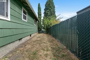 269 S 69th Pl, Springfield, OR 97478 - Photo 36