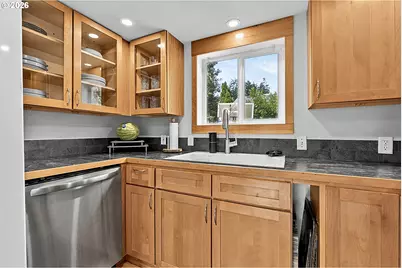 269 S 69th Pl, Springfield, OR 97478 - Photo 12
