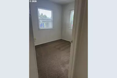 736 5th St, Springfield, OR 97477 - Photo 12