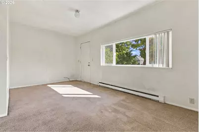 736 5th St, Springfield, OR 97477 - Photo 6