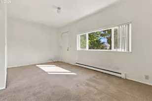 736 5th St, Springfield, OR 97477 - Photo 6