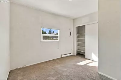 736 5th St, Springfield, OR 97477 - Photo 14