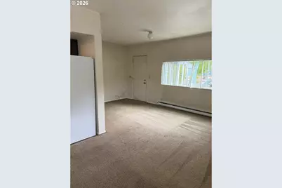 736 5th St, Springfield, OR 97477 - Photo 4