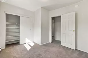 736 5th St, Springfield, OR 97477 - Photo 14