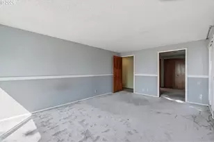 3040 Camellia Dr, Salem, OR 97302 - Photo 16