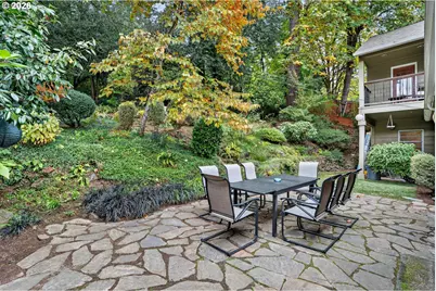 1517 SW Highland Pkwy, Portland, OR 97221 - Photo 32