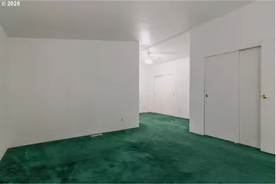 3396 Lake Vanessa Cir NW, Salem, OR 97304 - Photo 14