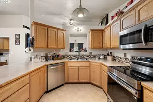 24891 Kingpin Loop, Veneta, OR 97487 - Photo 14