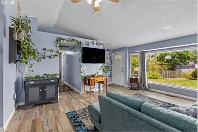 4705 Canyon Ct, Salem, OR 97305 - Photo 8