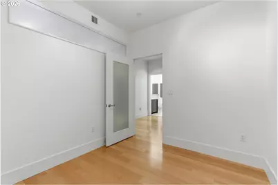 1001 NW Lovejoy St #213, Portland, OR 97209 - Photo 40