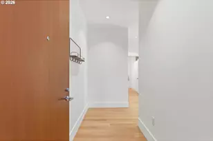 1001 NW Lovejoy St, Portland, OR 97209 - Photo 18