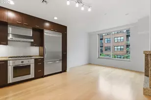 1001 NW Lovejoy St, Portland, OR 97209 - Photo 24
