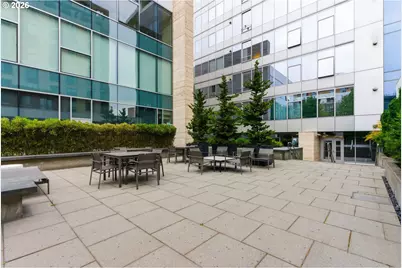 1001 NW Lovejoy St #213, Portland, OR 97209 - Photo 46