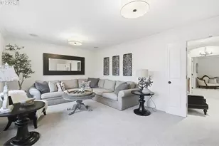 2863 Olympic St, Woodburn, OR 97071 - Photo 24