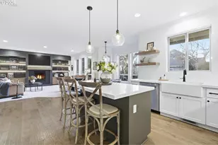 2863 Olympic St, Woodburn, OR 97071 - Photo 2