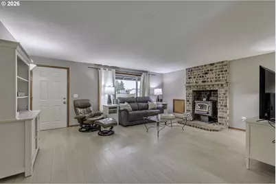 2327 12th Ave, Forest Grove, OR 97116 - Photo 2