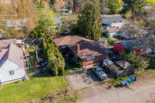 9023 SE Ankeny St, Portland, OR 97216 - Photo 42