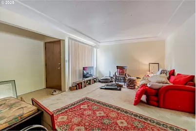 9023 SE Ankeny St, Portland, OR 97216 - Photo 24