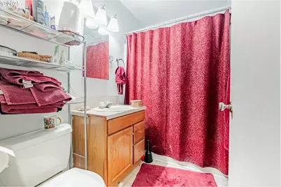 9023 SE Ankeny St, Portland, OR 97216 - Photo 30