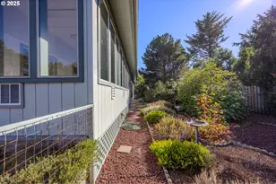 87830 Terrace View Dr, Florence, OR 97439 - Photo 32