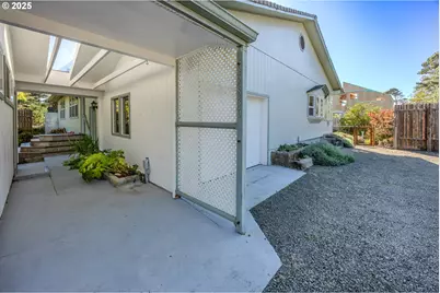 87830 Terrace View Dr, Florence, OR 97439 - Photo 34