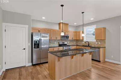 14902 NW Shackelford Rd, Portland, OR 97229 - Photo 8