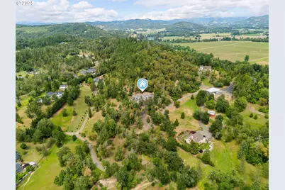 322 Monta Vista Ln, Roseburg, OR 97471 - Photo 4